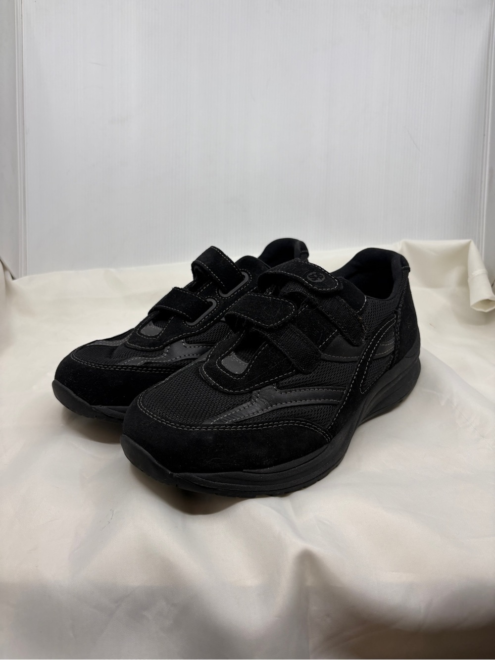 SAS Mens Mesh Black Suede Hook and Loop Tennis Walking Shoes Sneakers 9W